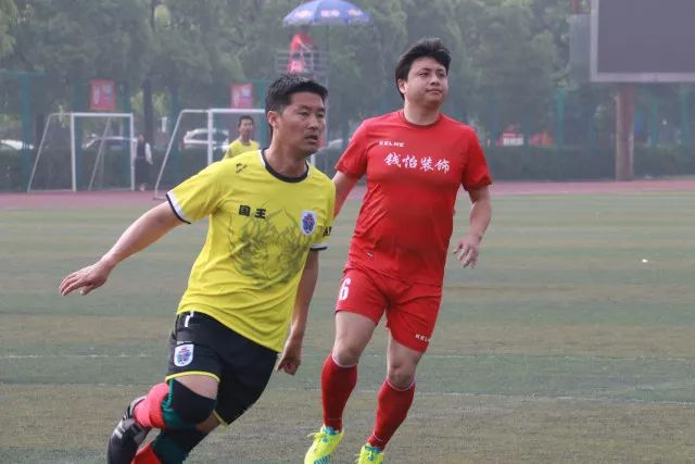 林诗栋勇夺亚运男单金牌，实现三冠荣耀